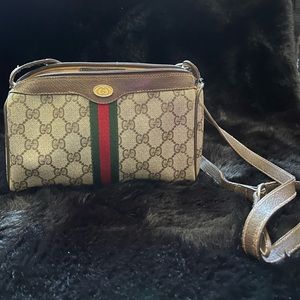 Gucci Sherry Line